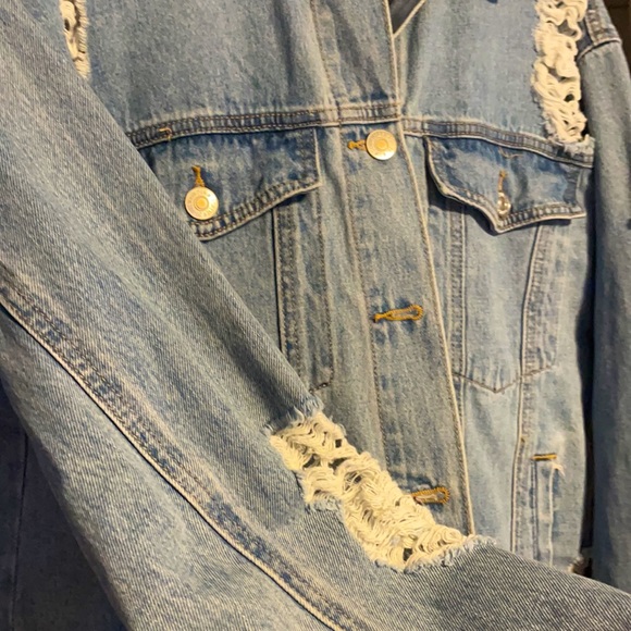 Forever 21 distressed jean jacket - Picture 2 of 3
